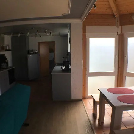 Alte B3 Apartmán *